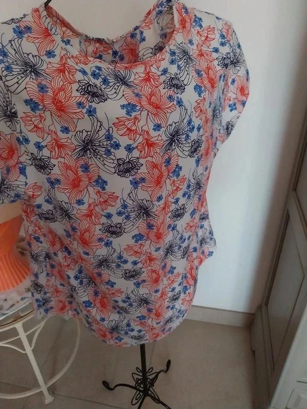 🌸 Pretty summery floral tunic 🌸 – photo 3